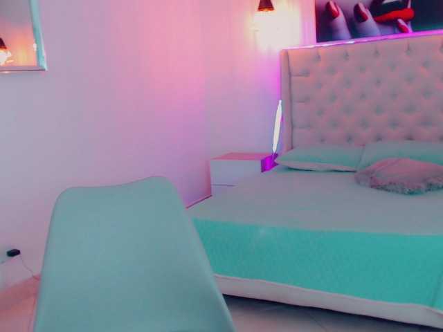 Fotky mia-candyh Hello my loves, welcome to my room .... ready to have fun. ??