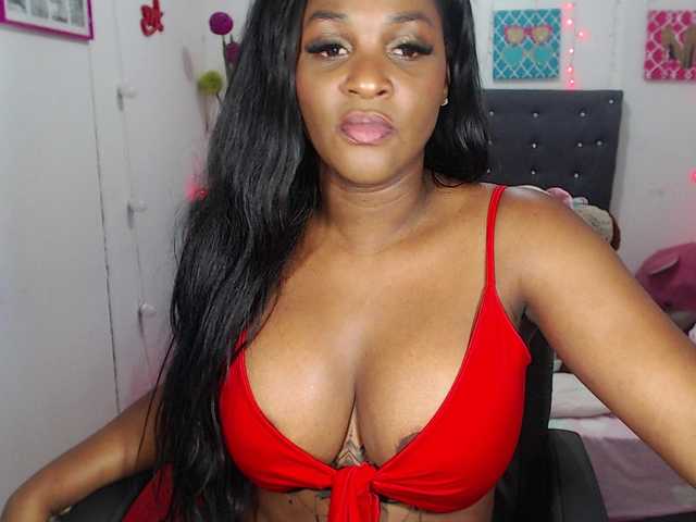 Fotky miagracee Welcome to my room everybody! i am a #beautiful #ebony #girl. #ready to make u #cum as much as you can on #pvt. #sexy #mature #colombian #latina #bigass #bigboobs #anal. My #lovense is #on! #CAM2CAM #CUMSHOW GOAL