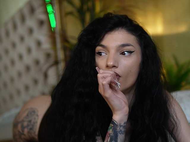Vysílací screenshoty MiamiCandy