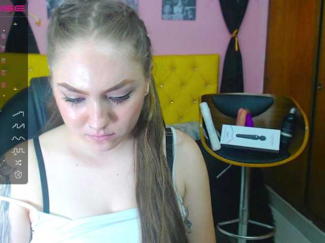 Vysílací screenshoty MicaelaSmith