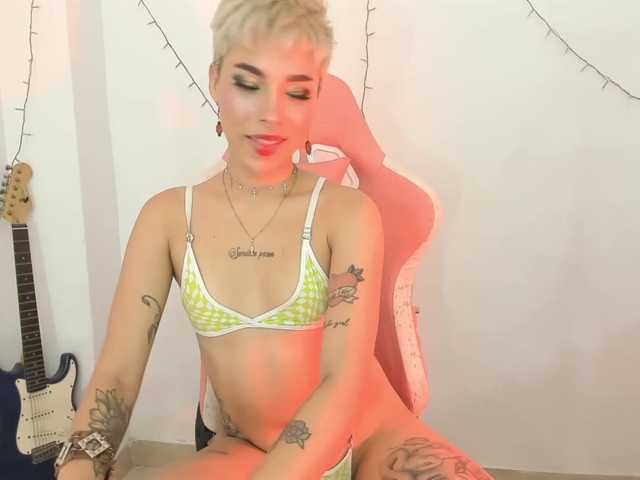 Fotky MichelleLarso ♥IM READY TO HAVE THE BEST DAY WITH U HERE♥ , ANAL ♥ Lush on! insta: larssmich ♥ Multi-Goal : #cum #smalltits #squirt #love