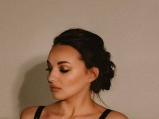 Erotický videochat Miki-Milash