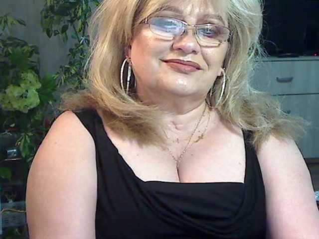 Fotky MilfKarla Hi boys, looking for a hot MILF on a wheelchair..? if you want to make me happy, come to me;)