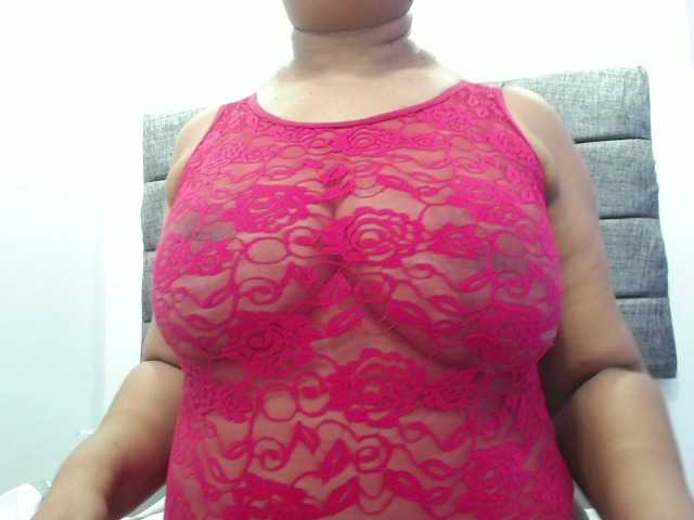 Fotky MilfPleasure1 hello guys ... come vist my room and for enjoy of me ... big fat pussy .. anal .. im very flexible mmm