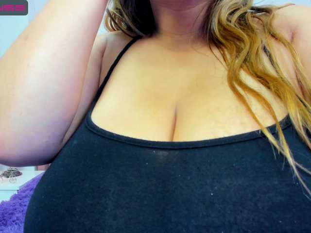 Fotky MillyHerder Hello guys welcome to my room #slave #mistress #bigboobs #spitboobs #anal #playpussy #18 #chubby #fuckmachine