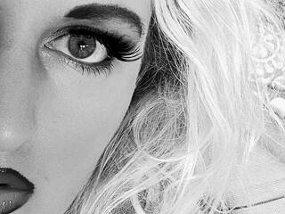 Erotický videochat mindless-doll