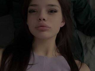 Erotický videochat mini-barbie