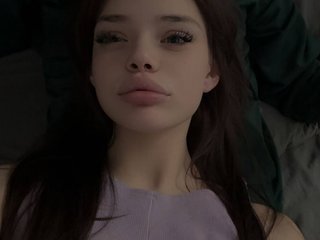 Erotický videochat mini-barbie