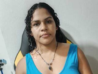 Erotický videochat misscandydirty