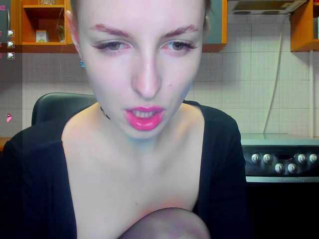 Fotky PinkPanterka Lovense lush in ass❤Random level from1 to 10 - 69 tk, Favorite and strongest vibration - 99❤ Completely naked 666❤Do you like anal sex?