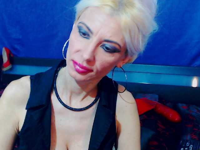 Vysílací screenshoty HoneyLara