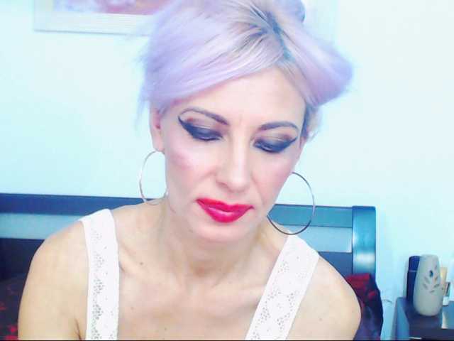 Vysílací screenshoty HoneyLara