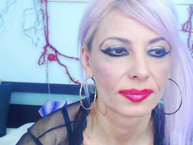 Vysílací screenshoty HoneyLara