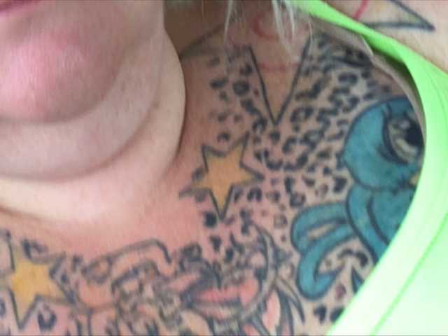 Vysílací screenshoty MitziMonroe