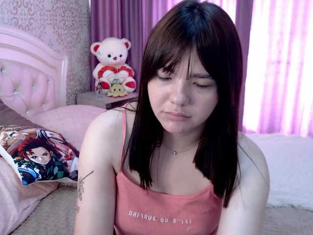 Fotky MokkaSweet hello hello its mokka again! get comfortable here, i'll be your host for today! waiting for you to play and fool around, come and see meee!! i have a dildo with me today! also in a maid costume!love you "3 #asian #cute #feet #boobies #young #bear #lo