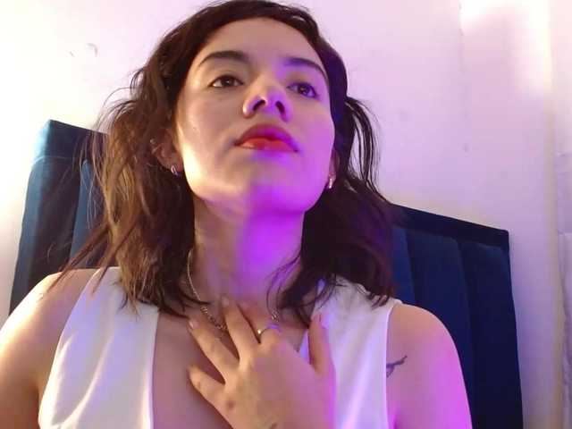 Vysílací screenshoty MollyBee-x