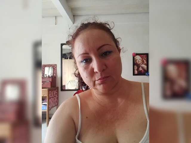 Fotky MommyQueen Hello muy guys mommy queen play pussy ....
