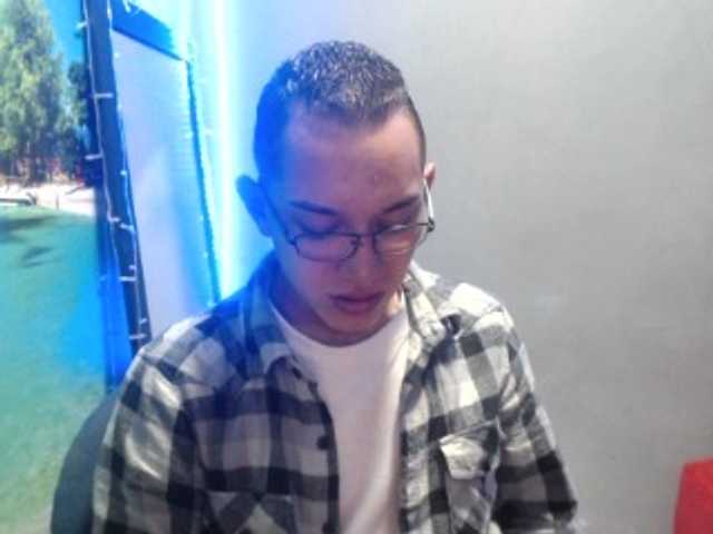 Vysílací screenshoty MommysPervers