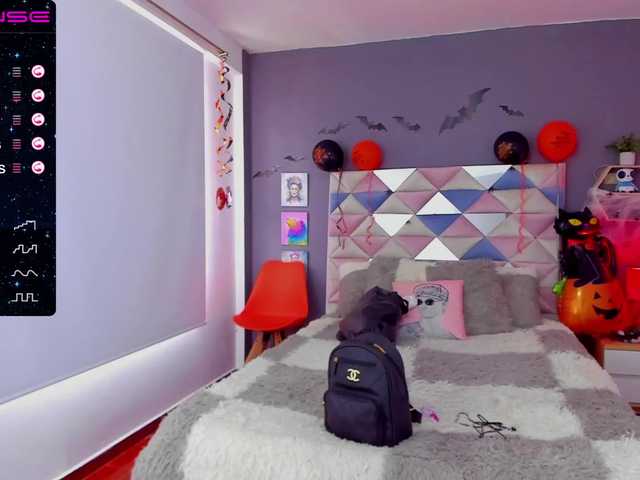 Vysílací screenshoty NAOMILUNA