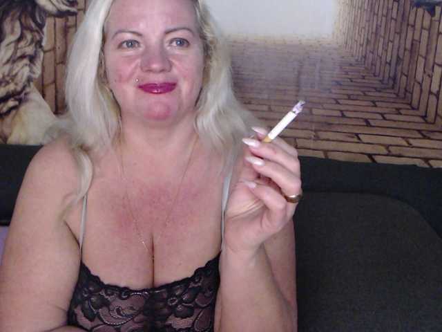 Fotky Natalli888 #bbw#curvy#foot-fetish#dominance#role-playing #cuckolds Hello! Domi from 11 token. I like Ultra Hot, I'm natural ,11416977101300500999. All complemented by Tip Menu.PM 50 token and private