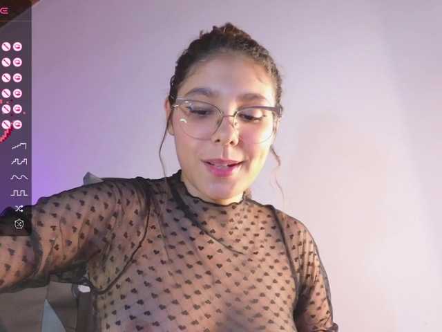 Fotky Naty-Saenz I wanna do squirt in all your face! Help me