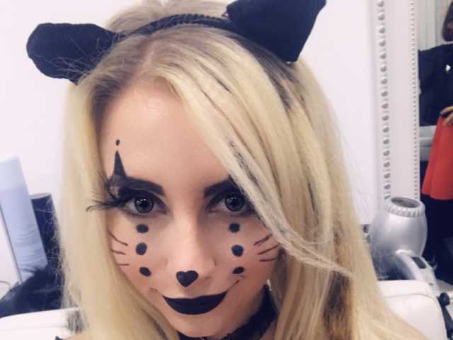 Erotický video chat naughty-blond