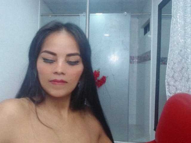 Vysílací screenshoty naughtykarol