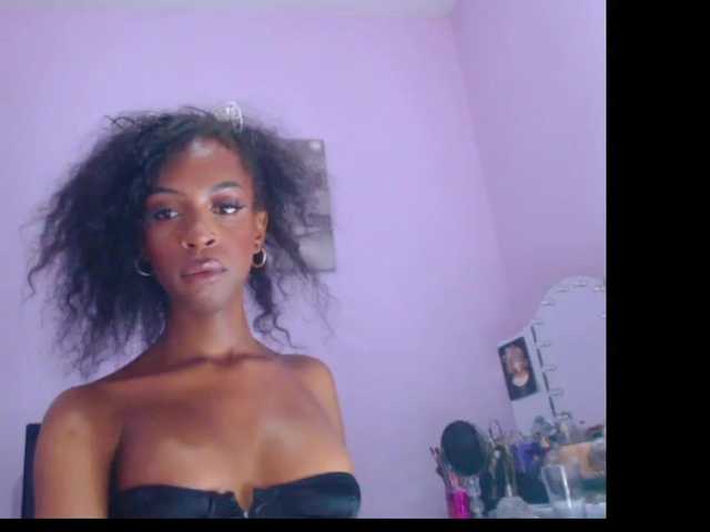 Fotky nefertitilove New ebony princes***itty, come and welcome me xxxx #ebony #goddess #mistress