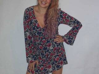 Erotický videochat NelleTEASE