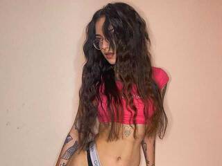 Erotický videochat NessaBarett1