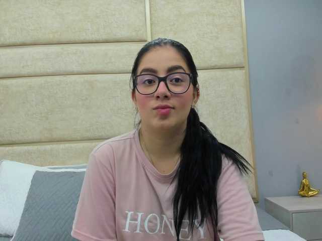 Vysílací screenshoty Nia-May