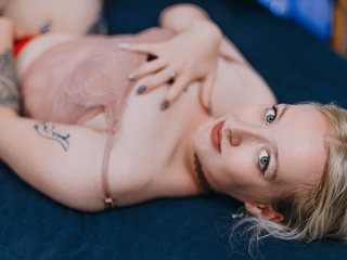 Erotický videochat Nicole-Aniston