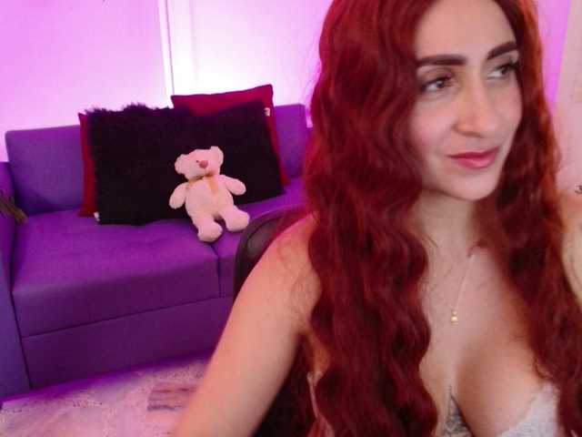 Fotky nicole-saenz Tits out 199 @remain #bigtits #bigclit #pvt dont forget to follow me guys