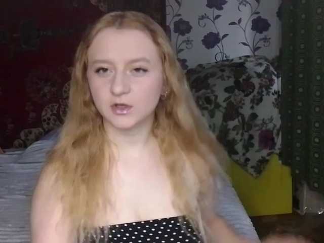 Vysílací screenshoty NicoleAniston19