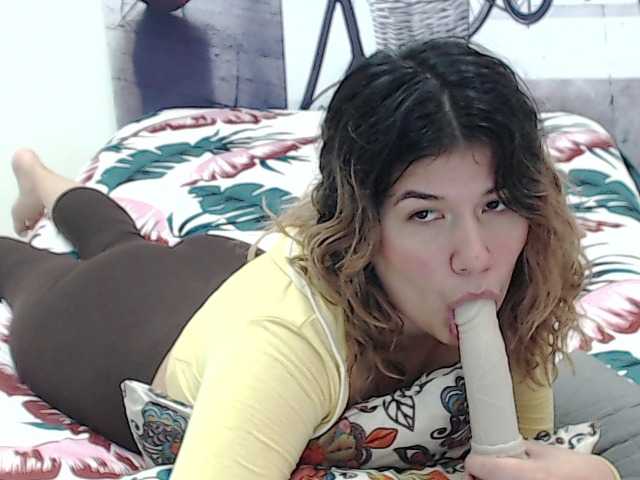 Fotky NicoleMoore Hello Guys! My Lovense Is connected! Make My Pussy Very Crazy!!!