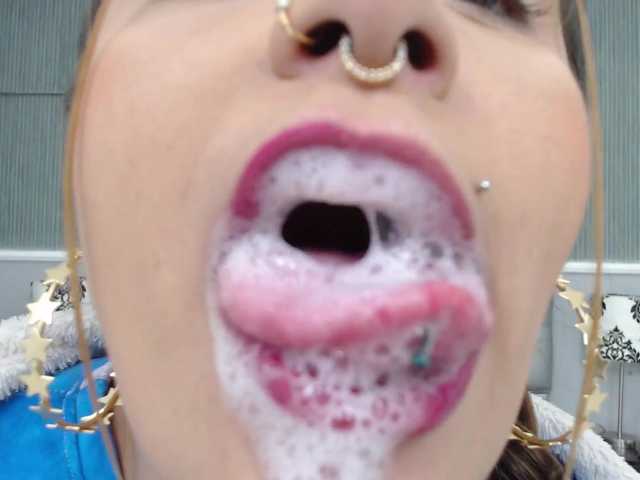 Fotky NicolleWayne DEEPTHROAT AND SPIT QUEEN !! #deepthroat #spit #messy #gag