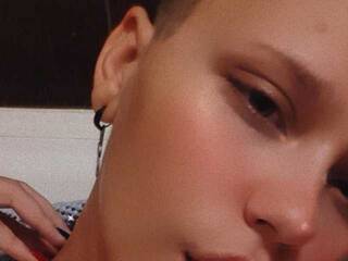 Erotický videochat Nileemo