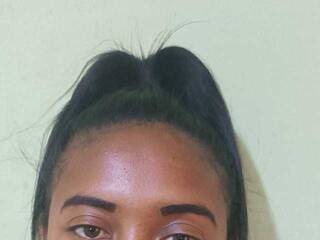 Erotický videochat Nisaina