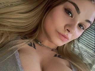 Erotický videochat Nolovekisssme