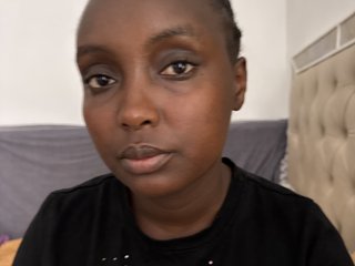 Erotický videochat Nyomi224