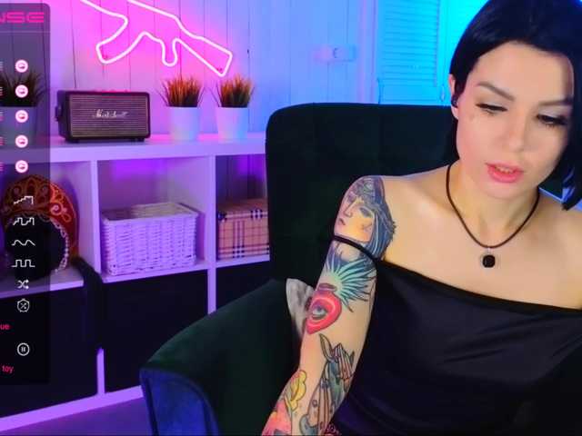 Vysílací screenshoty Katherine_Moor