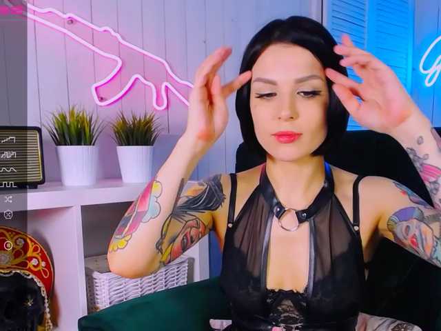 Vysílací screenshoty Katherine_Moor
