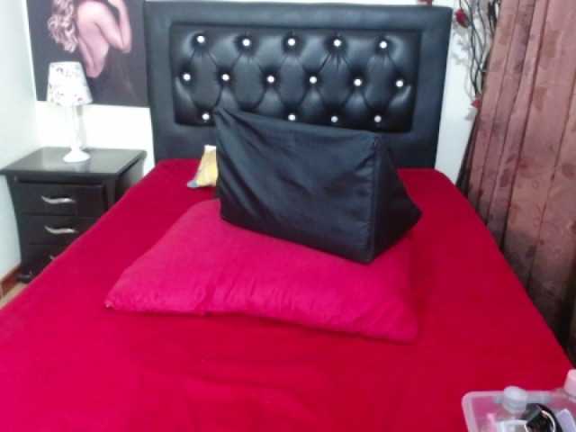 Vysílací screenshoty PetiteCute