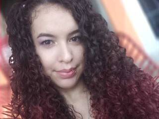 Erotický videochat petitelucy