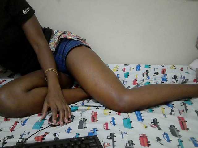 Vysílací screenshoty Pettite-Maiden