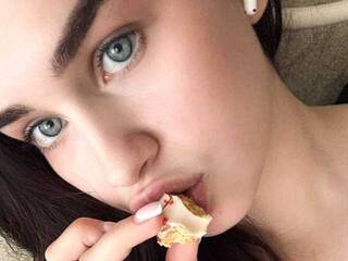 Erotický videochat plushflametwinklemeow