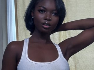 Erotický videochat Pretty-Ebony-Doll