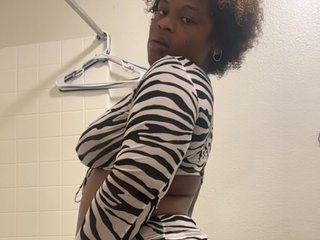 Erotický videochat prettynthick12