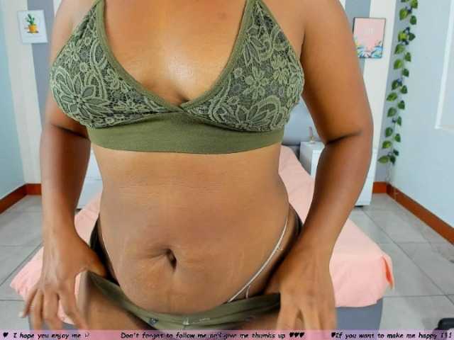 Fotky PreytonLeon Hi, I'm a new mommy, I want to meet you and play with you - Multi-Goal : suck toy hard #milf #new #natural #ebony #dildo #OhMiBod