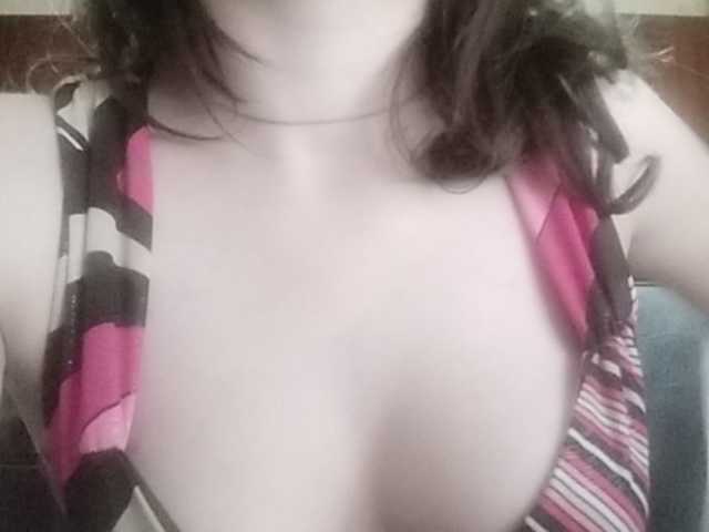 Fotky princes7773 Group chat - take off my bra; Full privat - take off my panties; I don’t look at the camera.